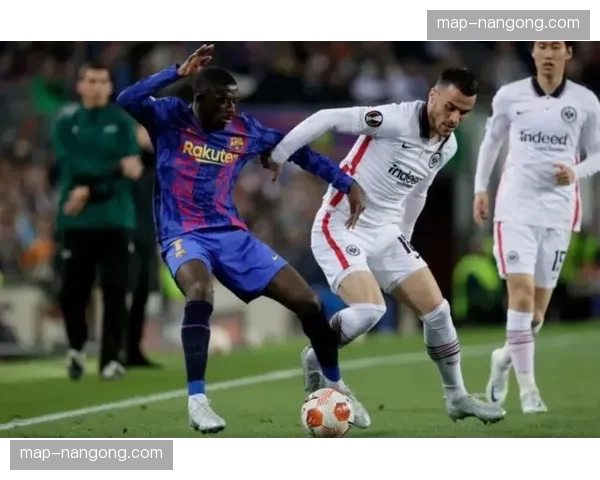 巴萨费兰·托雷斯跑位：后点插上利用西班牙人防守空当